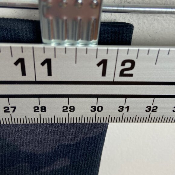 Revolve Spanx Camo Leggings High Rise Tummy Control Look At Me Now Seamless Pant - Picture 9 of 13